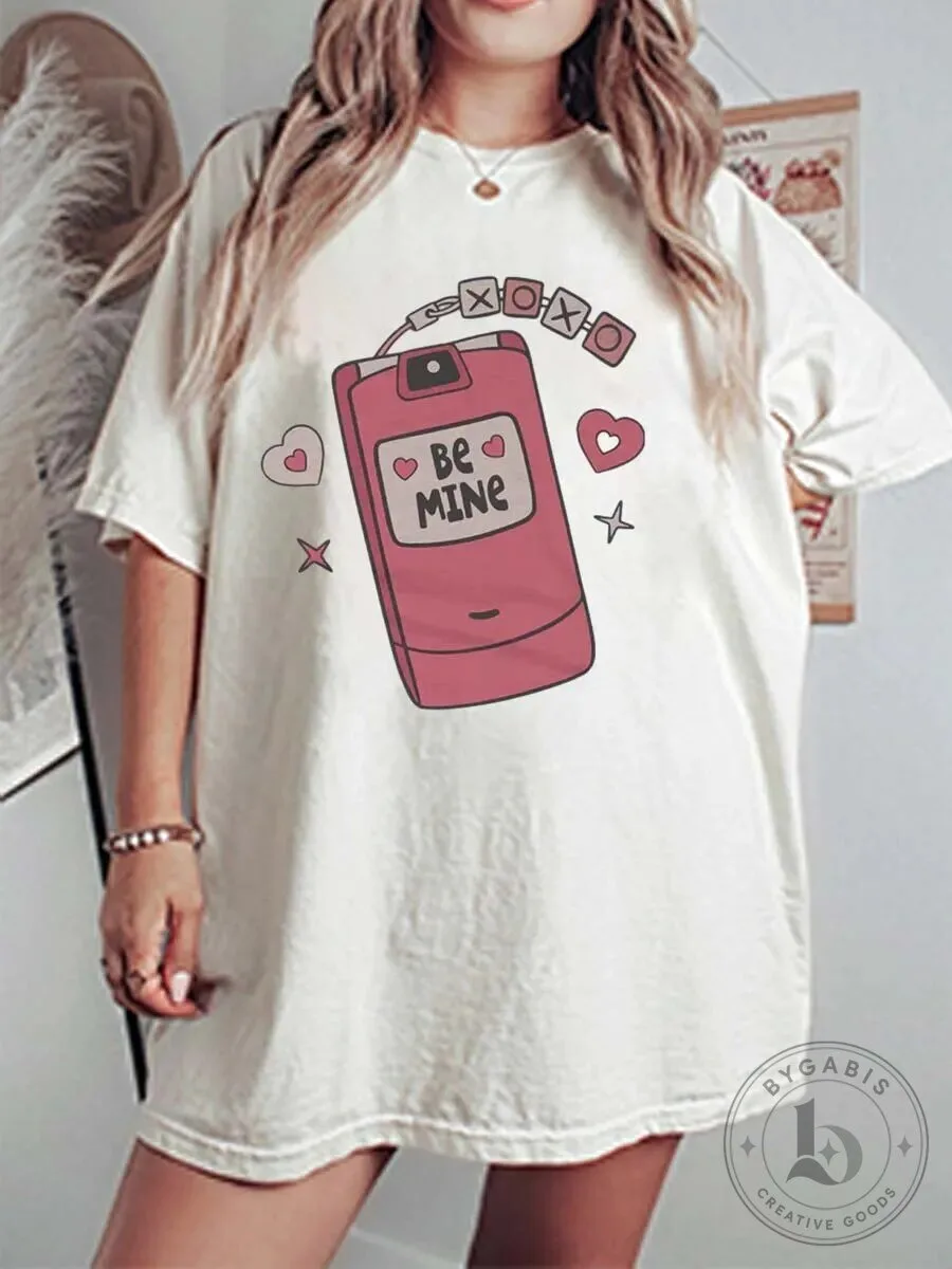 Vintage Valentine's Day Be Mine Flip Phone Graphic Oversized T-Shirt